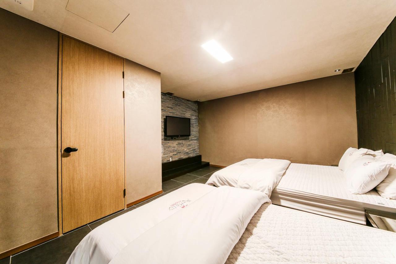 Gyeongju Arrietty Motel ภายนอก รูปภาพ