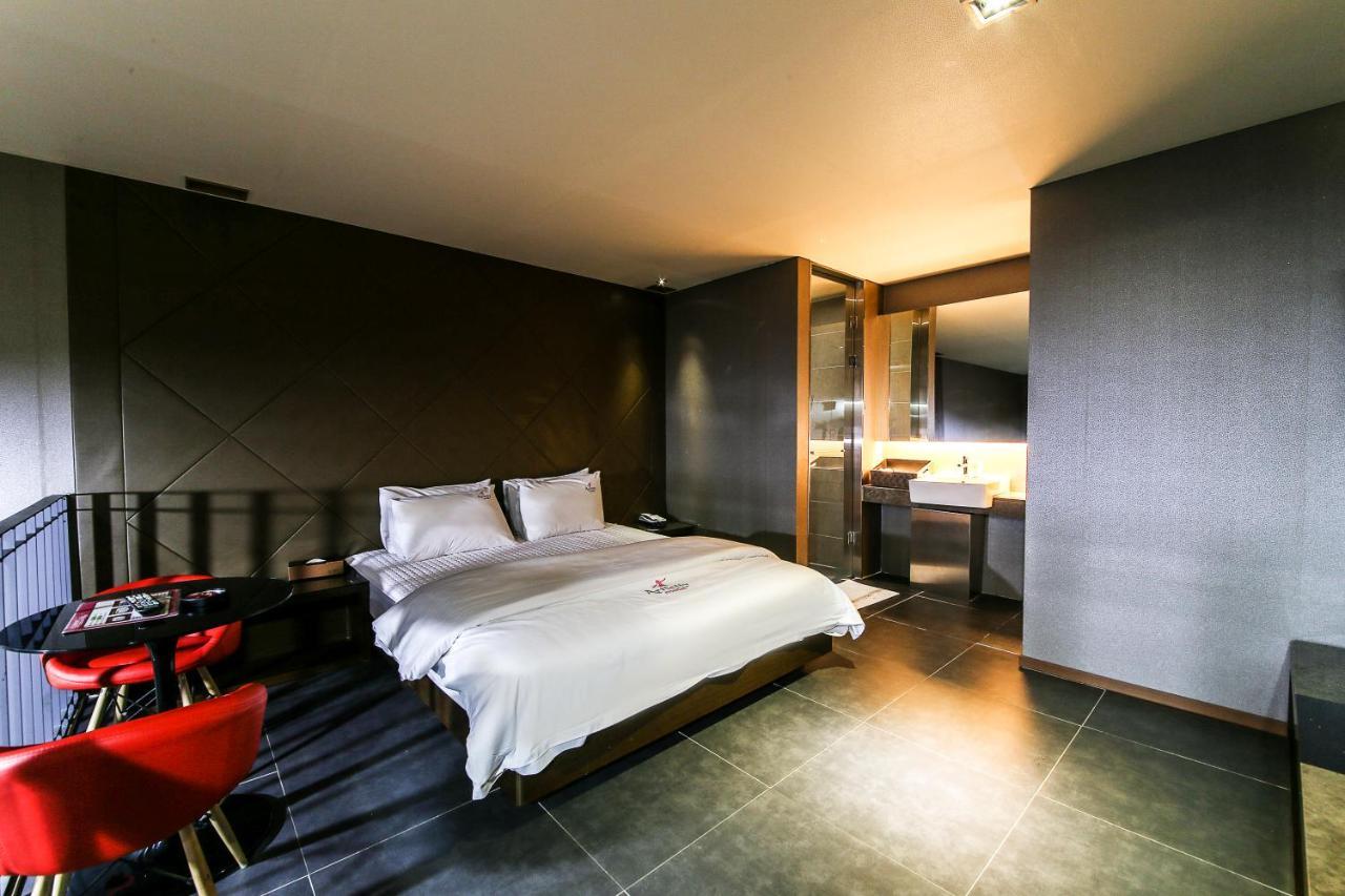Gyeongju Arrietty Motel ภายนอก รูปภาพ