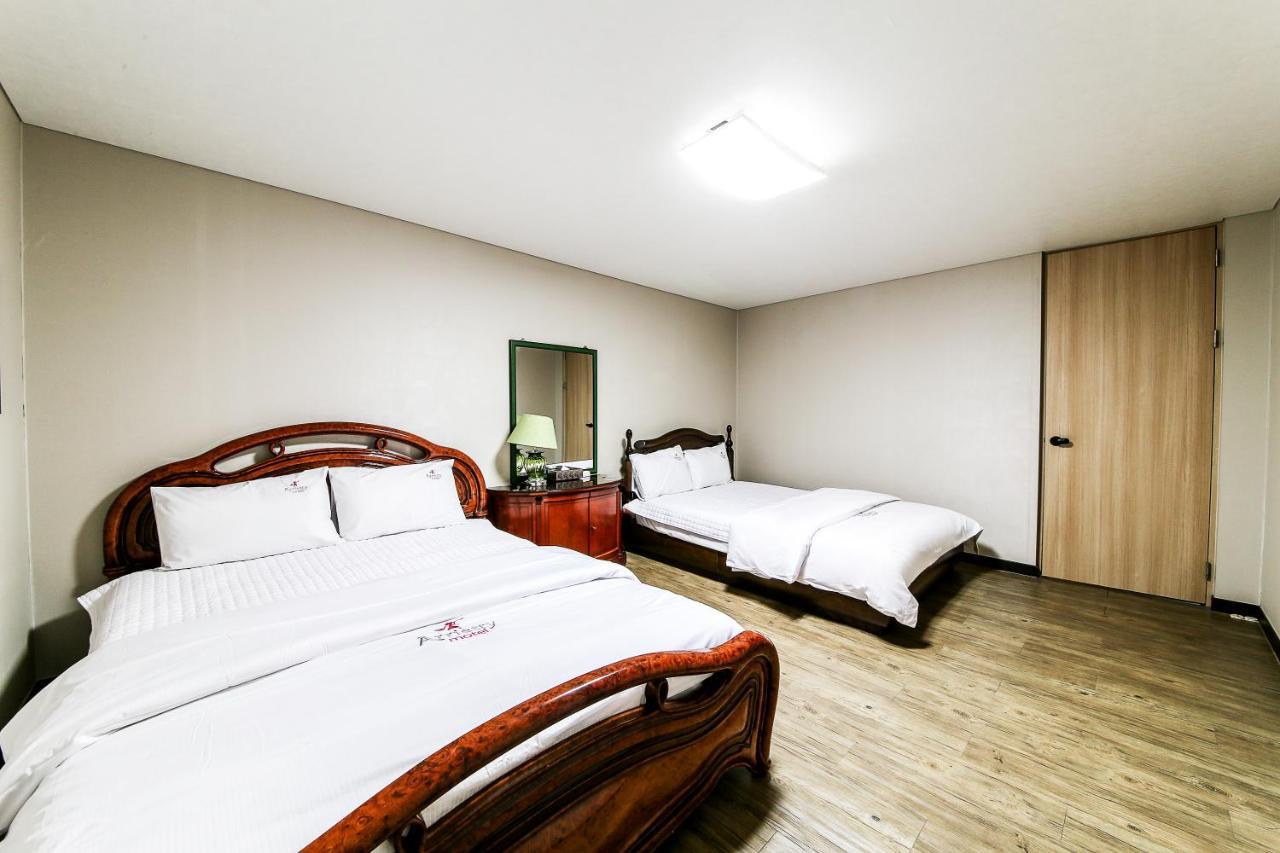 Gyeongju Arrietty Motel ภายนอก รูปภาพ