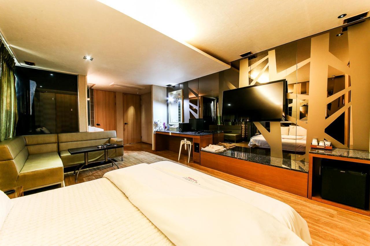 Gyeongju Arrietty Motel ภายนอก รูปภาพ