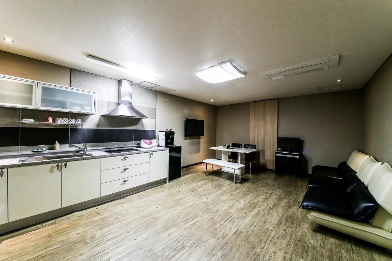 Gyeongju Arrietty Motel ภายนอก รูปภาพ