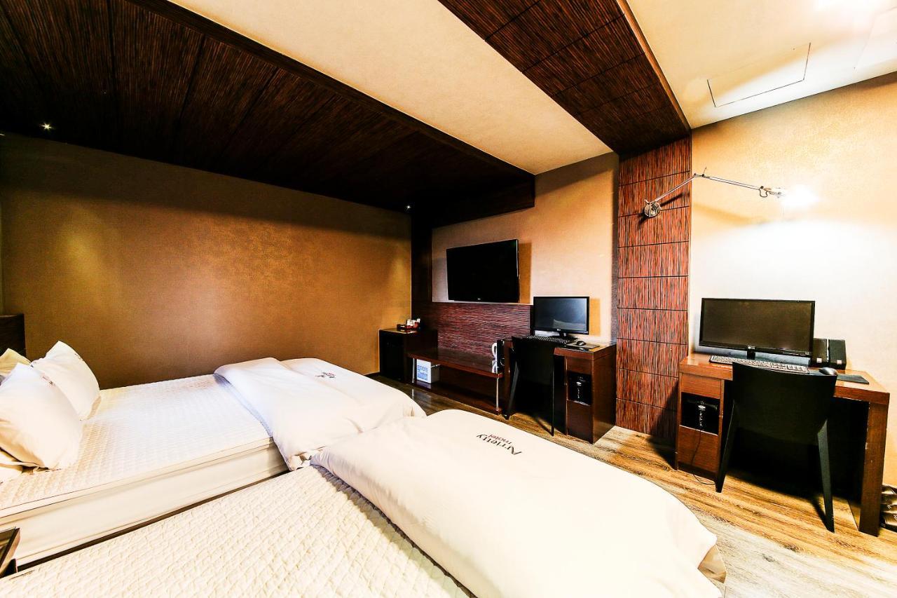 Gyeongju Arrietty Motel ภายนอก รูปภาพ